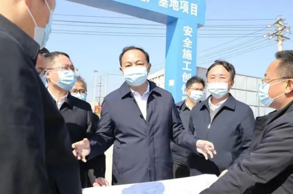 長沙市委副書記、市長鄭建新春節(jié)開工調研中偉股份全球研發(fā)基地